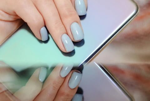 Read more about the article Nail Aftercare 101: Ensuring Your Manicure Stays Flawless